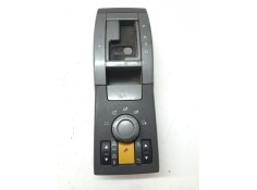 Recambio de mando multifuncion para land rover range rover sport 2.7 td v6 cat referencia OEM IAM Y700606061  
