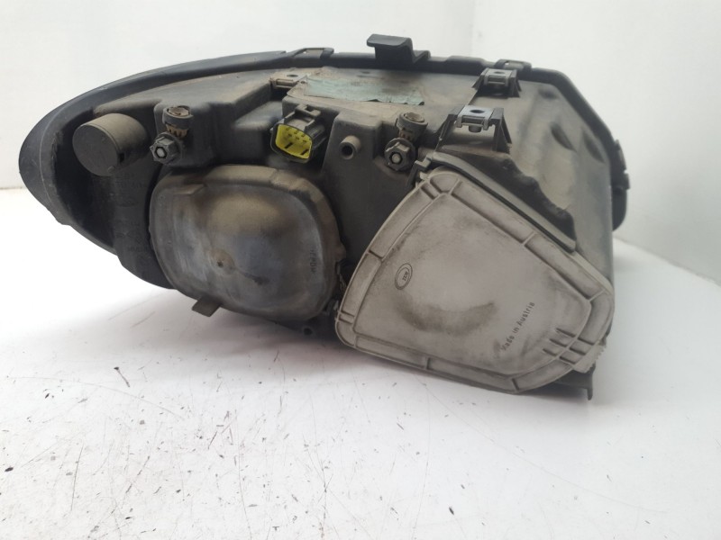 Recambio de faro izquierdo para chrysler voyager (rg) 2.5 crd 141 cv referencia OEM IAM   