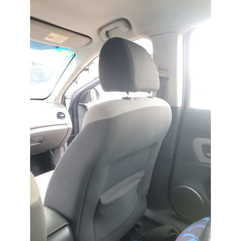 Recambio de asiento delantero derecho para chevrolet cruze (j300) 2.0 cdi referencia OEM IAM   
							