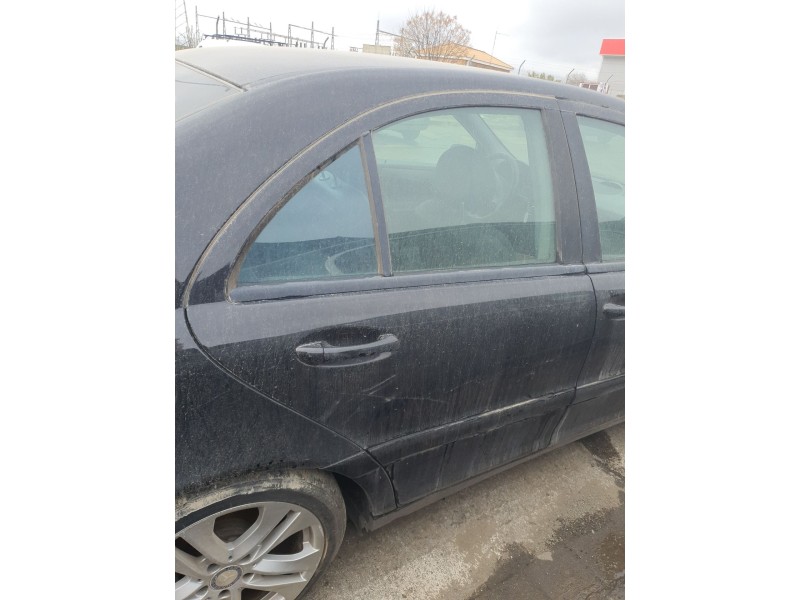 Recambio de puerta trasera derecha para mercedes-benz clase c (w203) c 200 cdi (203.007) referencia OEM IAM   