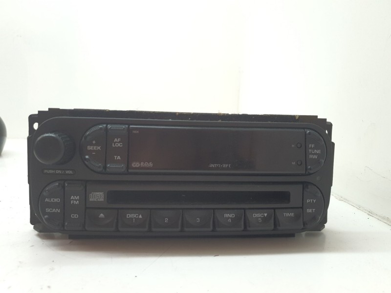 Recambio de sistema audio / radio cd para chrysler voyager (rg) 2.5 crd 141 cv referencia OEM IAM P05091610AD  
							