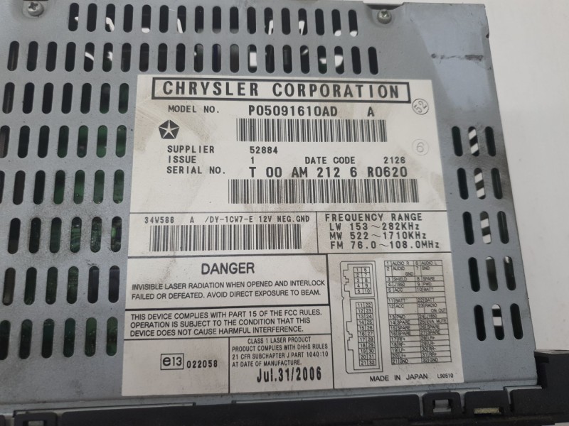 Recambio de sistema audio / radio cd para chrysler voyager (rg) 2.5 crd 141 cv referencia OEM IAM P05091610AD  
							