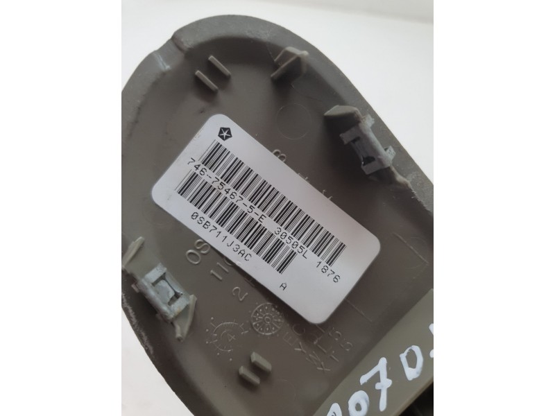 Recambio de mando elevalunas delantero derecho para chrysler voyager (rg) 2.5 crd 141 cv referencia OEM IAM 746754675  
							