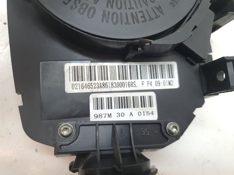 Recambio de mando multifuncion para renault megane ii berlina 5p 1.5 dci 86 cv referencia OEM IAM 987M  