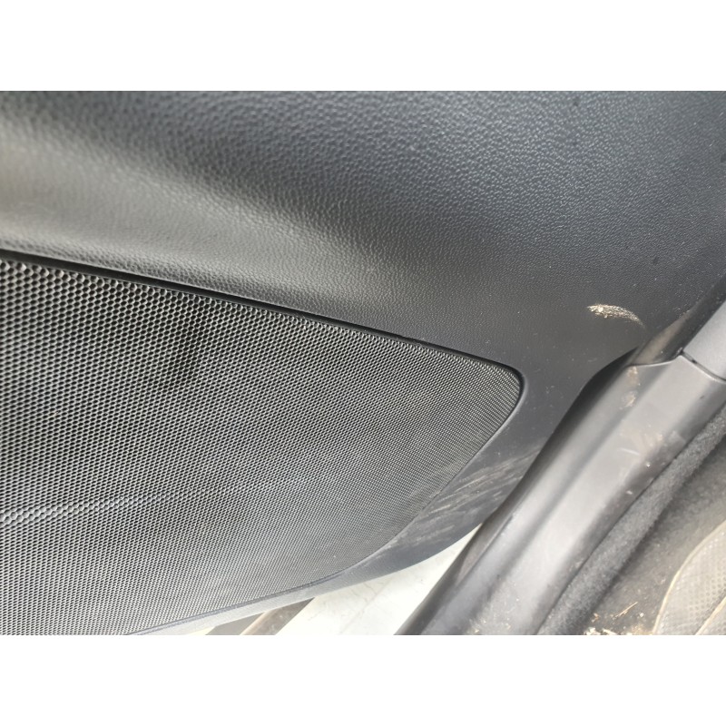 Recambio de guarnecido puerta delantera izquierda para volvo c30 1.6 100 cv referencia OEM IAM   
							