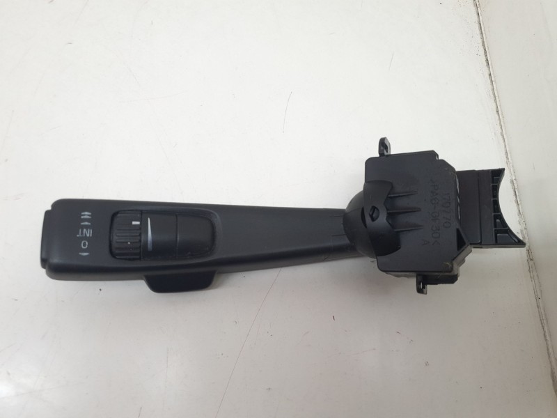 Recambio de mando multifuncion para volvo c30 1.6 100 cv referencia OEM IAM 17D770  