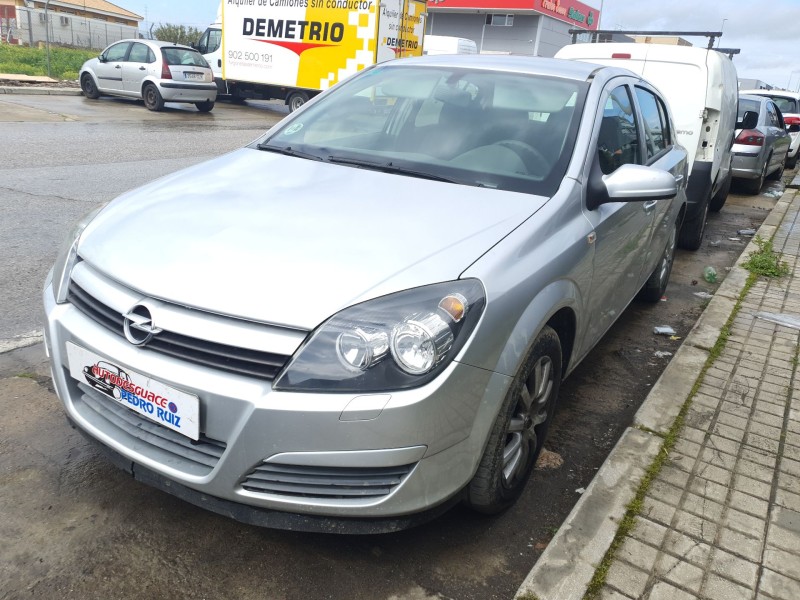 opel astra h (a04) del año 2005