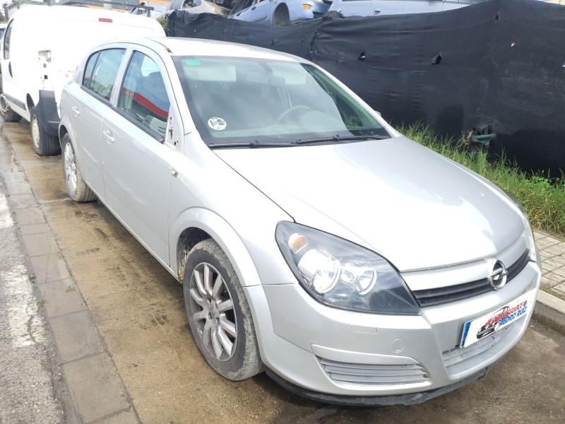 opel astra h (a04) del año 2005