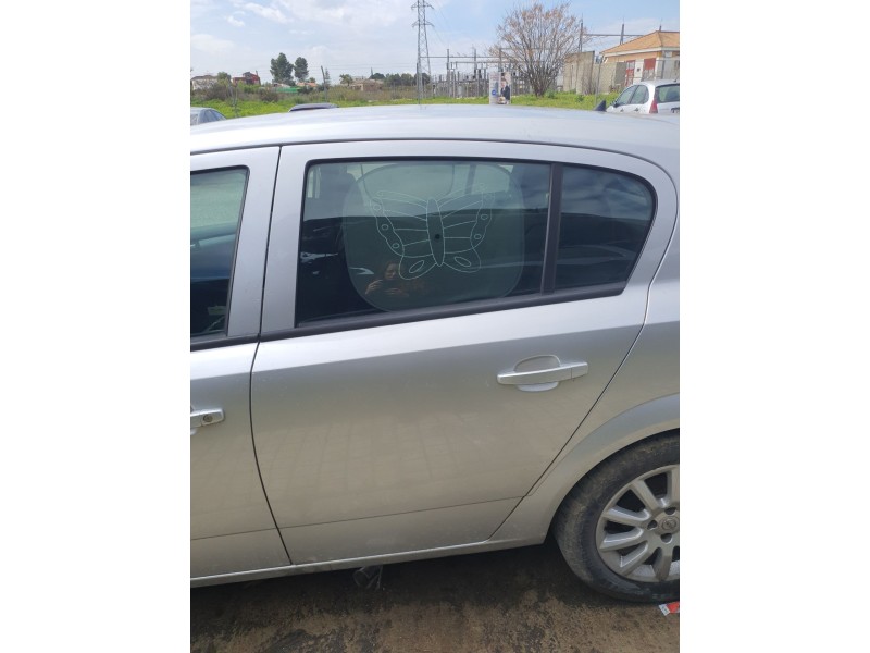 Recambio de puerta trasera izquierda para opel astra h (a04) 1.6 (l48) referencia OEM IAM   