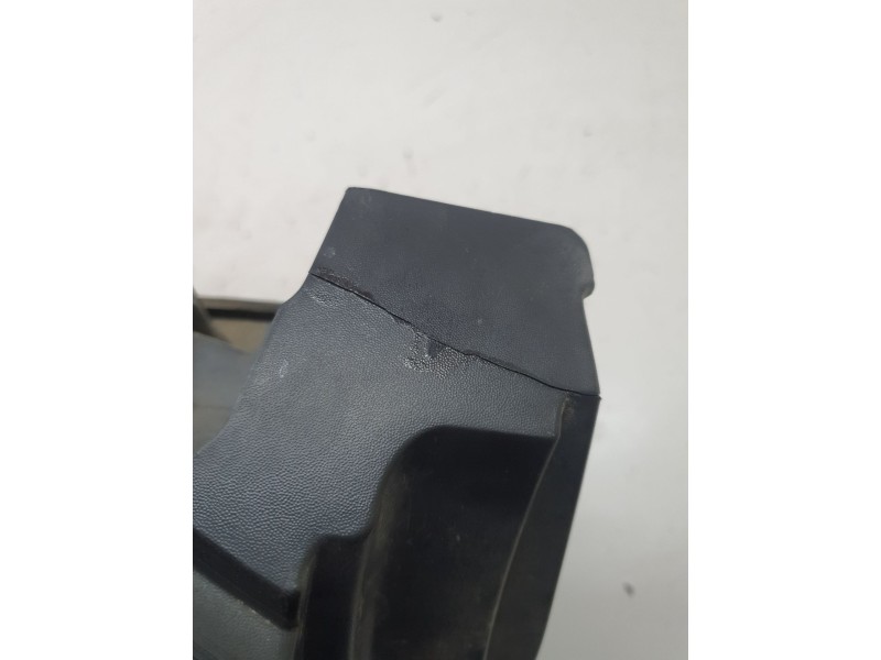 Recambio de piloto trasero izquierdo para citroën c3 1.2 vti 82 cv referencia OEM IAM 9803928880  