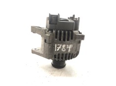 Recambio de alternador para renault megane ii berlina 5p 1.5 dci 86 cv referencia OEM IAM 8200772726 2605275B TG11C069