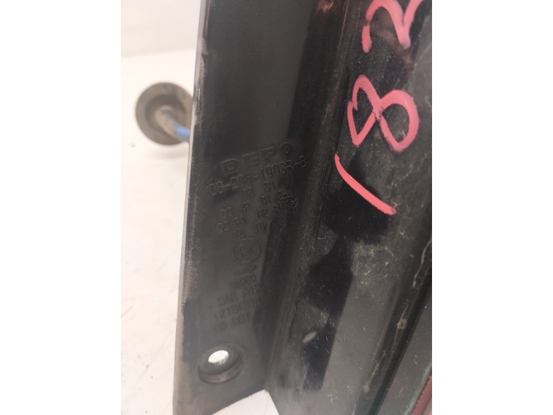 Recambio de piloto trasero derecho para chevrolet aveo sedán aveo sedán (t250) referencia OEM IAM 082351903R  