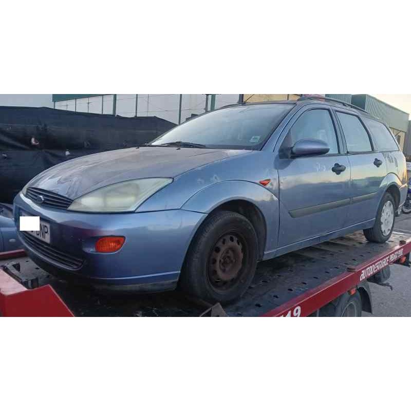 ford focus berlina (cak) del año 2001
							