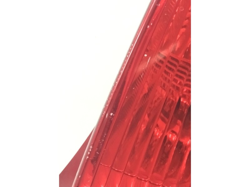 Recambio de piloto trasero derecho para citroën c4 berlina 1.6 hdi 90 cv referencia OEM IAM   