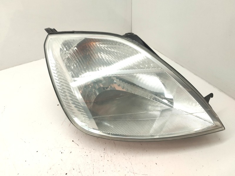 Recambio de faro derecho para ford fiesta v (jh_, jd_) 1.4 tdci referencia OEM IAM 2S6X13K046A  