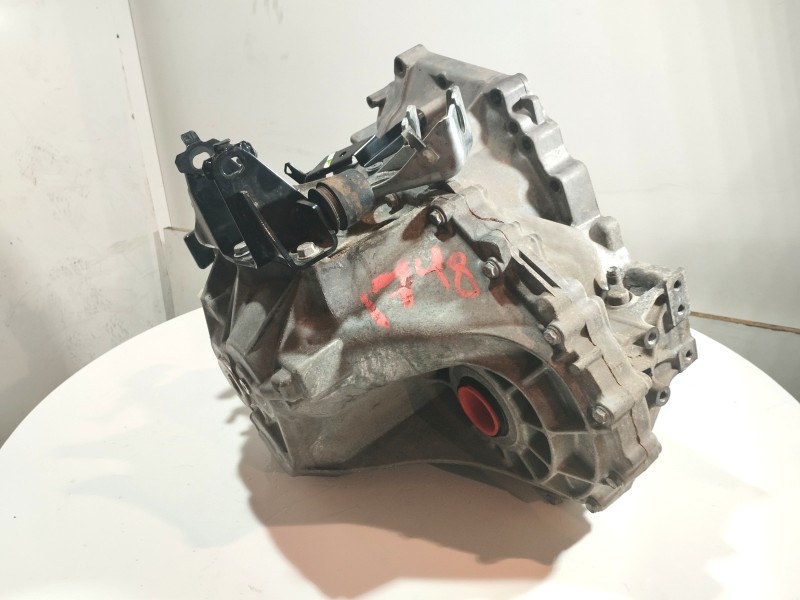 Recambio de caja cambios para toyota auris 2.0 d-4d 126 cv referencia OEM IAM A9Z04666  