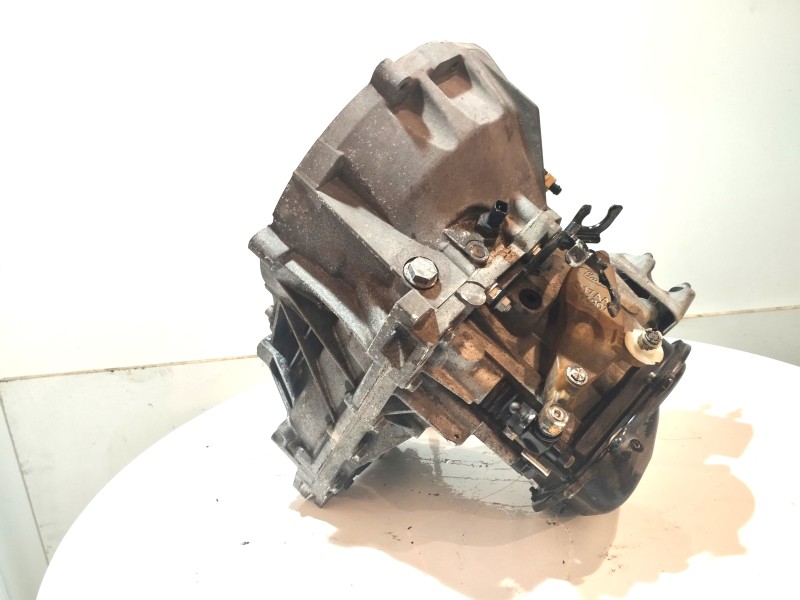 Recambio de caja cambios para ford fiesta (ccn) 1.0 ecoboost 100 cv referencia OEM IAM 2NR17F096DB  CA6R7002LBA