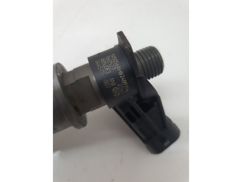 Recambio de inyector para renault scenic ii 2.0 dci 150 cv referencia OEM IAM 505056AH82409398  