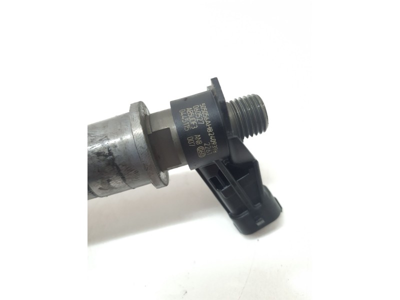 Recambio de inyector para renault scenic ii 2.0 dci 150 cv referencia OEM IAM 505056AH82409398  