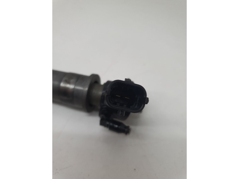 Recambio de inyector para renault scenic ii 2.0 dci 150 cv referencia OEM IAM 505056AH82409398  