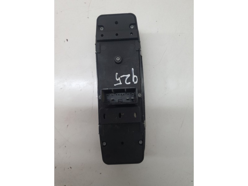 Recambio de mando elevalunas delantero izquierdo para fiat freemont (345) 2.0 16v multijet cat referencia OEM IAM 56046826AC  
							