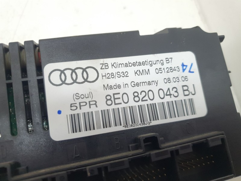 Recambio de mando climatizador para audi a4 berlina (8e) 2.0 tdi referencia OEM IAM   