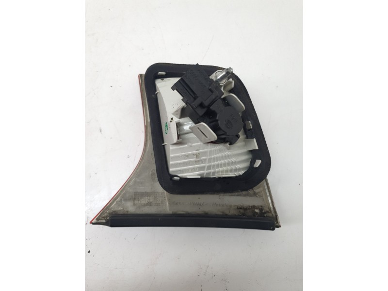 Recambio de piloto trasero izquierdo interior para audi a4 berlina (8e) 2.0 tdi referencia OEM IAM 96503801  
							