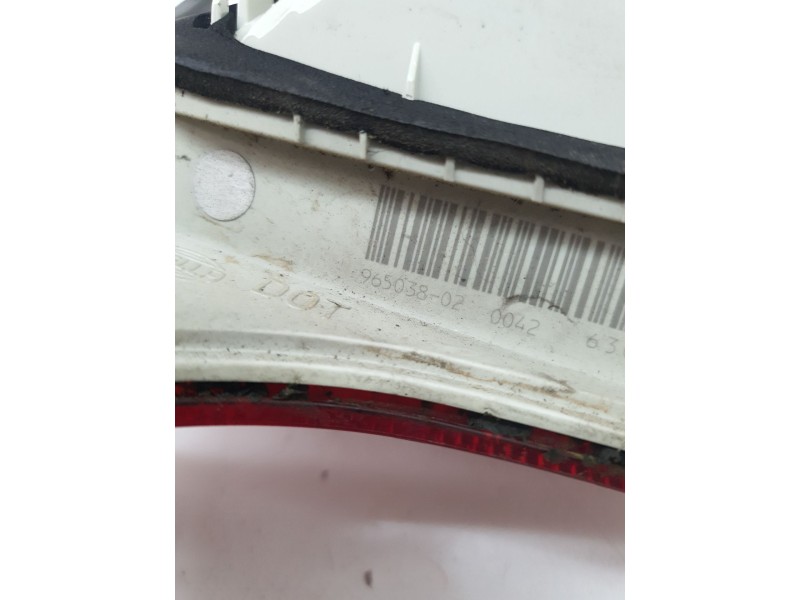 Recambio de piloto trasero derecho interior para audi a4 berlina (8e) 2.0 tdi referencia OEM IAM   
							
