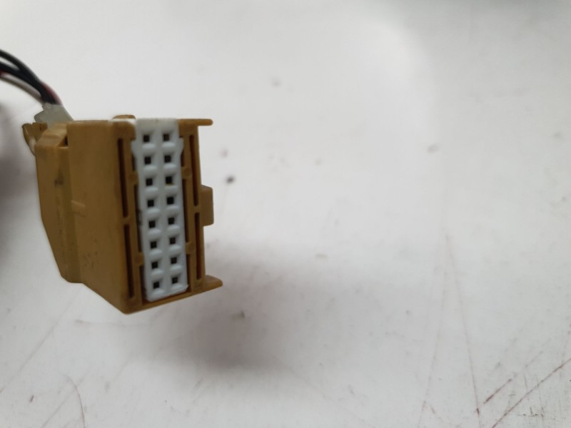 Recambio de retrovisor izquierdo para audi a4 berlina (8e) 2.5 tdi quattro (132kw) referencia OEM IAM   