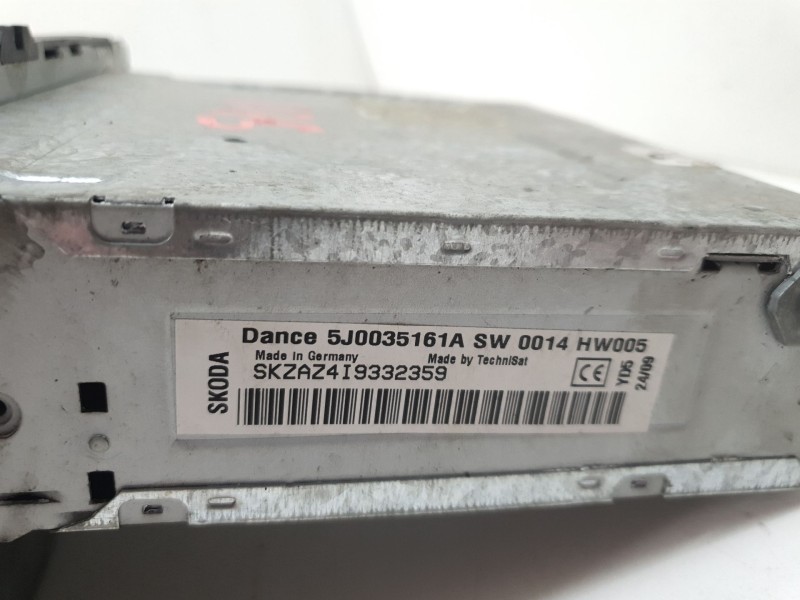 Recambio de sistema audio / radio cd para skoda fabia combi (5j5) style referencia OEM IAM 5J0035161A  