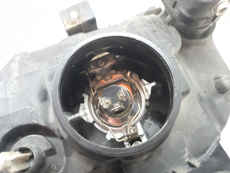 Recambio de faro derecho para renault kangoo (f/kc0) 1.5 dci diesel referencia OEM IAM 7701069077  