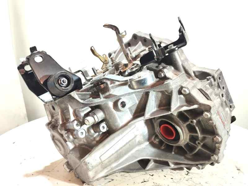 Recambio de caja cambios para toyota yaris (_p13_) 1.3 (nsp130_) referencia OEM IAM 311150D  