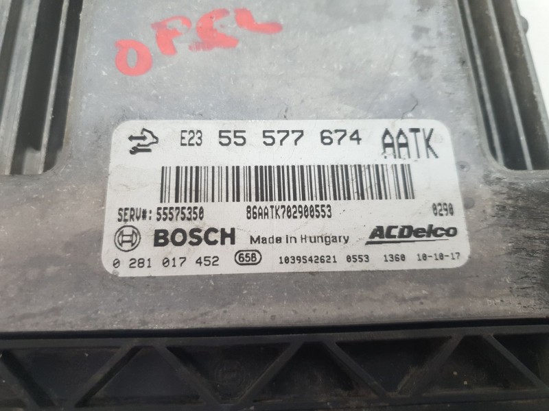 Recambio de centralita motor uce para opel insignia sports tourer sport referencia OEM IAM 55577674  