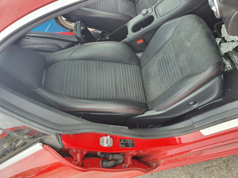 Recambio de asiento delantero derecho para mercedes-benz clase cla (w117) cla 220 cdi (117.303) referencia OEM IAM   
							