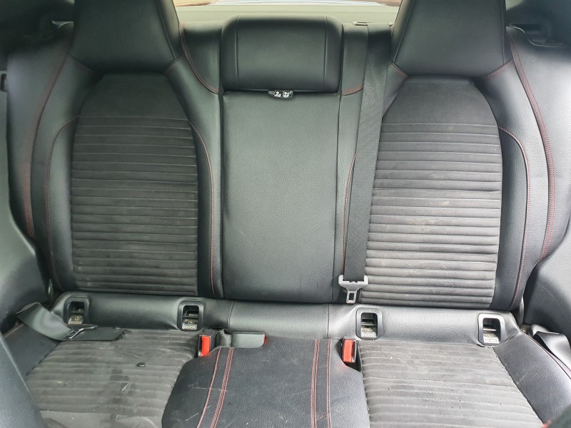 Recambio de asientos traseros para mercedes-benz clase cla (w117) cla 220 cdi (117.303) referencia OEM IAM   