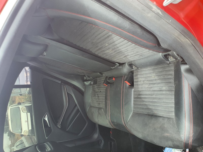 Recambio de asientos traseros para mercedes-benz clase cla (w117) cla 220 cdi (117.303) referencia OEM IAM   