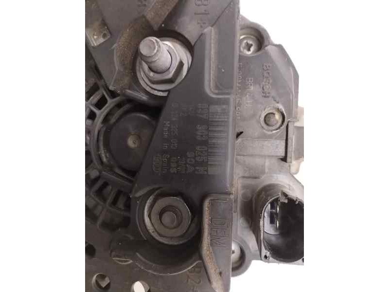 Recambio de alternador para volkswagen polo (9n3) 1.4 16v referencia OEM IAM 037903025M  