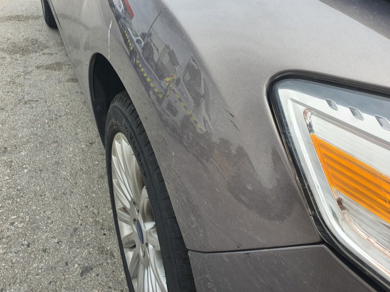 Recambio de aleta delantera derecha para ford mondeo ber. (ca2) 2.0 tdci cat referencia OEM IAM   