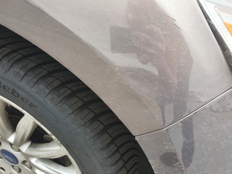 Recambio de aleta delantera derecha para ford mondeo ber. (ca2) 2.0 tdci cat referencia OEM IAM   