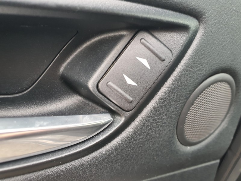 Recambio de mando elevalunas trasero izquierdo para ford mondeo ber. (ca2) 2.0 tdci cat referencia OEM IAM   
							