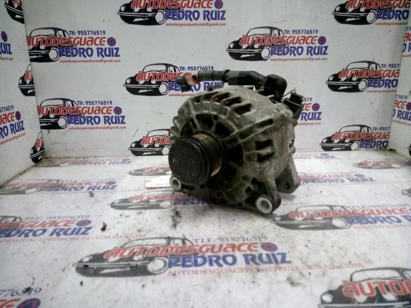 Recambio de alternador para mazda 3 berlina (bk) 1.6 cd diesel cat referencia OEM IAM 30659390  