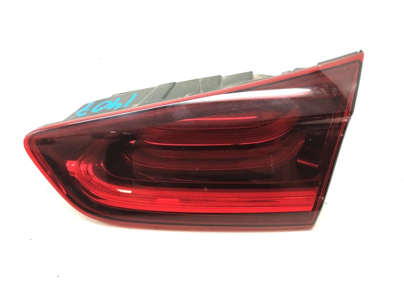 Recambio de piloto trasero derecho interior para kia xceed hybrid referencia OEM IAM 92404J7350  