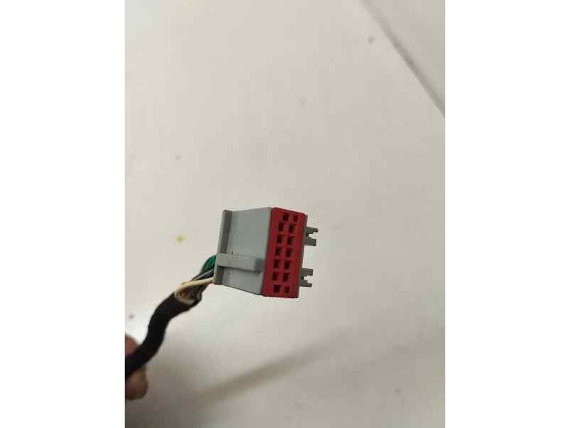 Recambio de retrovisor izquierdo para ford fiesta (ccn) 1.0 ecoboost 100 cv referencia OEM IAM 4202012  