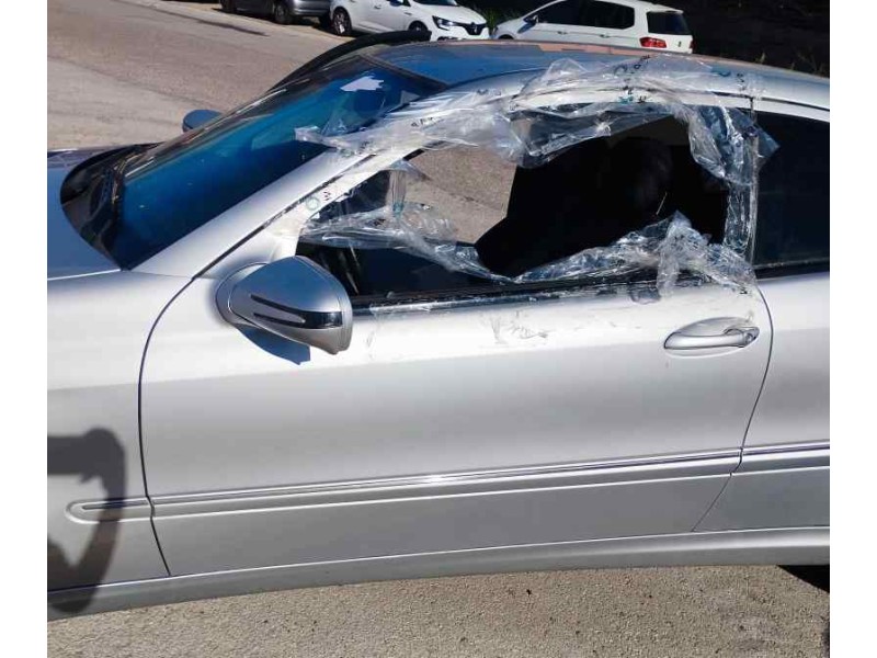 Recambio de puerta delantera izquierda para mercedes-benz clase clc (cl203) clc 220 cdi 150 cv referencia OEM IAM   