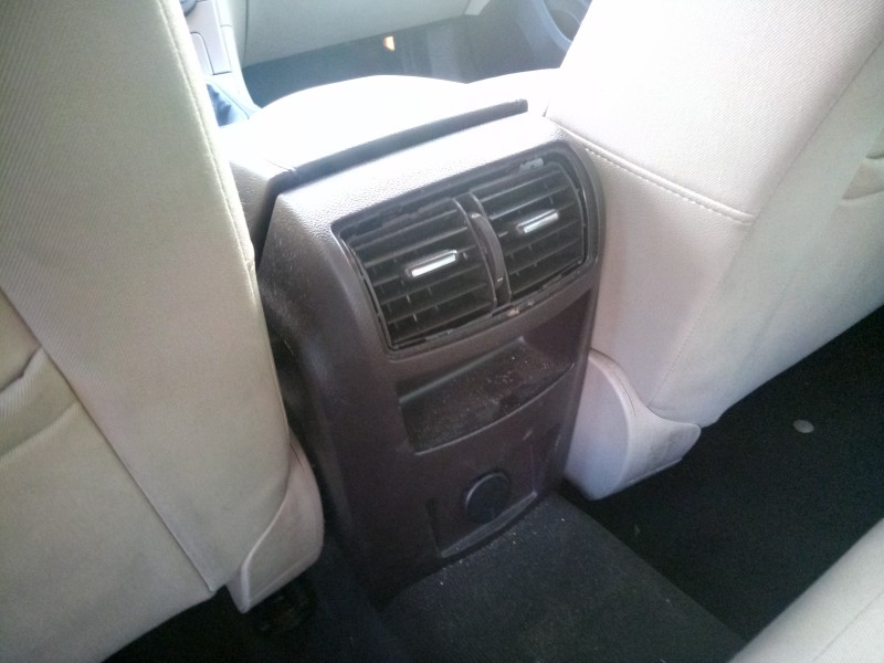 Recambio de apoyabrazos central para opel insignia berlina 2.0 cdti cat referencia OEM IAM   