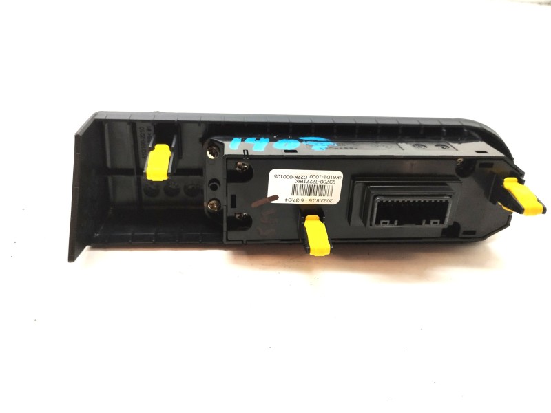Recambio de mando multifuncion para kia xceed hybrid referencia OEM IAM 93700J7271WK  
							