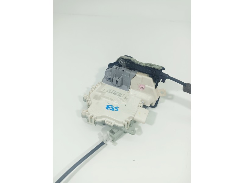 Recambio de cerradura puerta trasera izquierda para porsche panamera 4.8 v8 turbo cat referencia OEM IAM 8K0839015C  