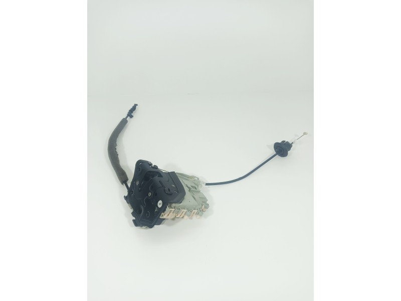 Recambio de cerradura puerta trasera derecha para porsche panamera 4.8 v8 turbo cat referencia OEM IAM 8K0839016C  