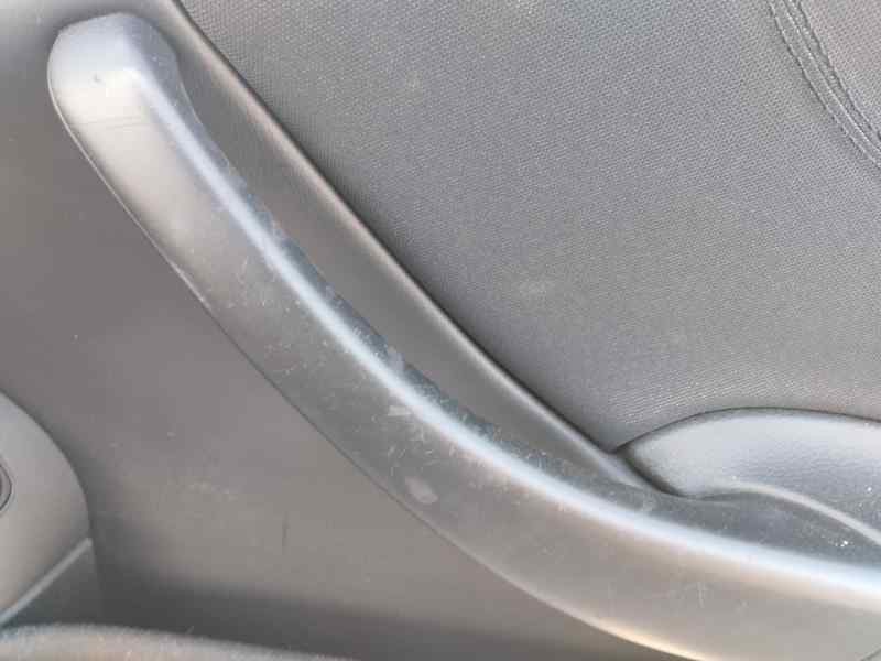 Recambio de guarnecido puerta delantera derecha para mercedes-benz clase clc (cl203) clc 220 cdi 150 cv referencia OEM IAM   
							