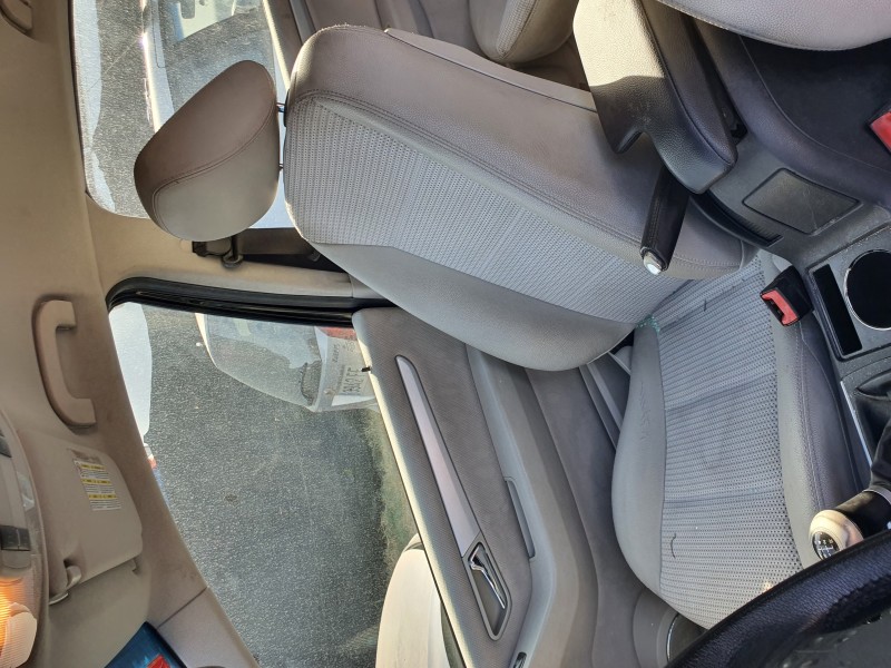 Recambio de asiento delantero derecho para mercedes-benz clase b (w245) 200 cdi (245.208) referencia OEM IAM   
							